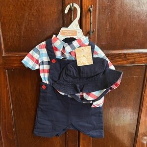 Infant two-piece bib set red plaid, navy blue Tommy Bahama brand